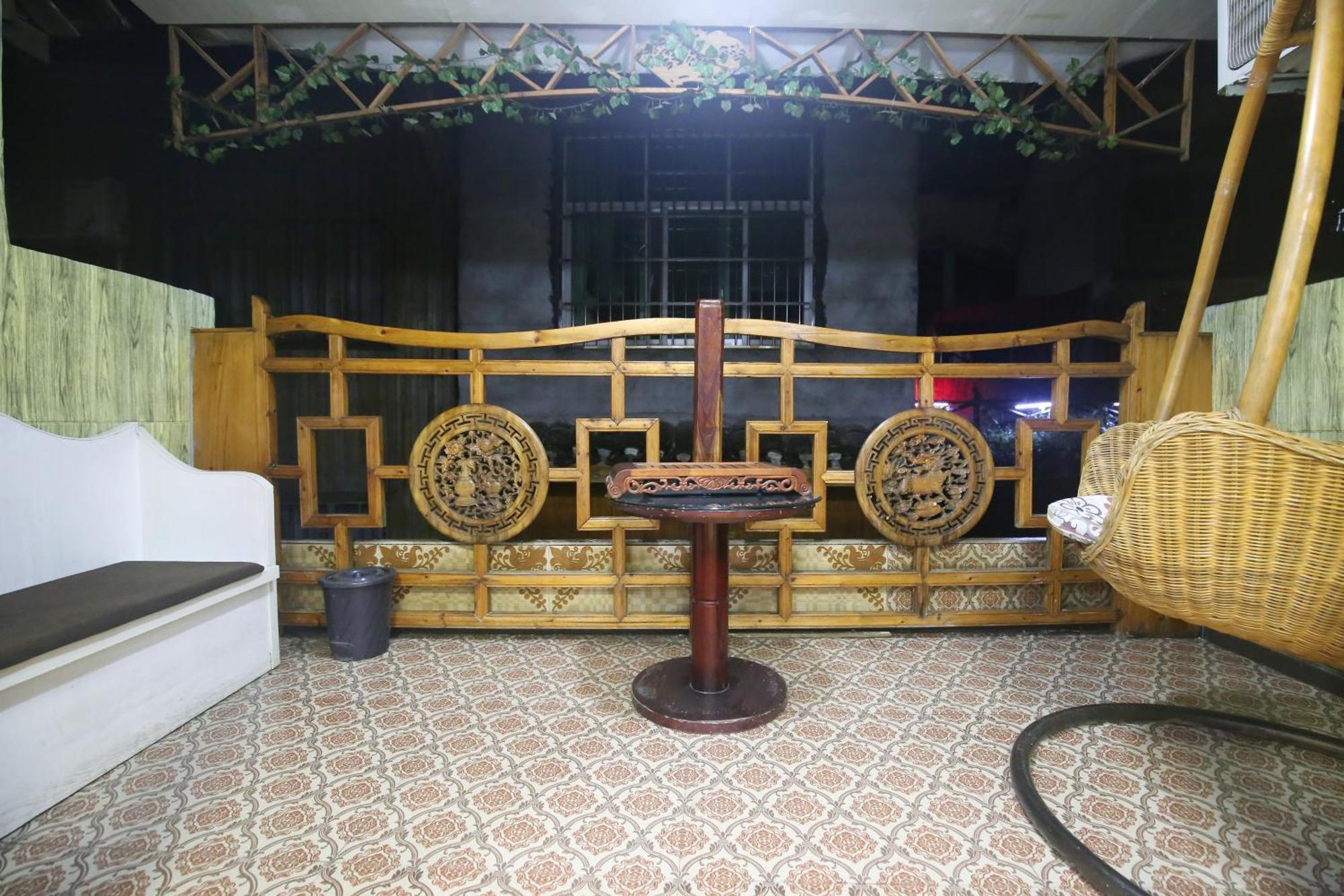 Lqj Riverside Guest House Fenghuang Exterior photo